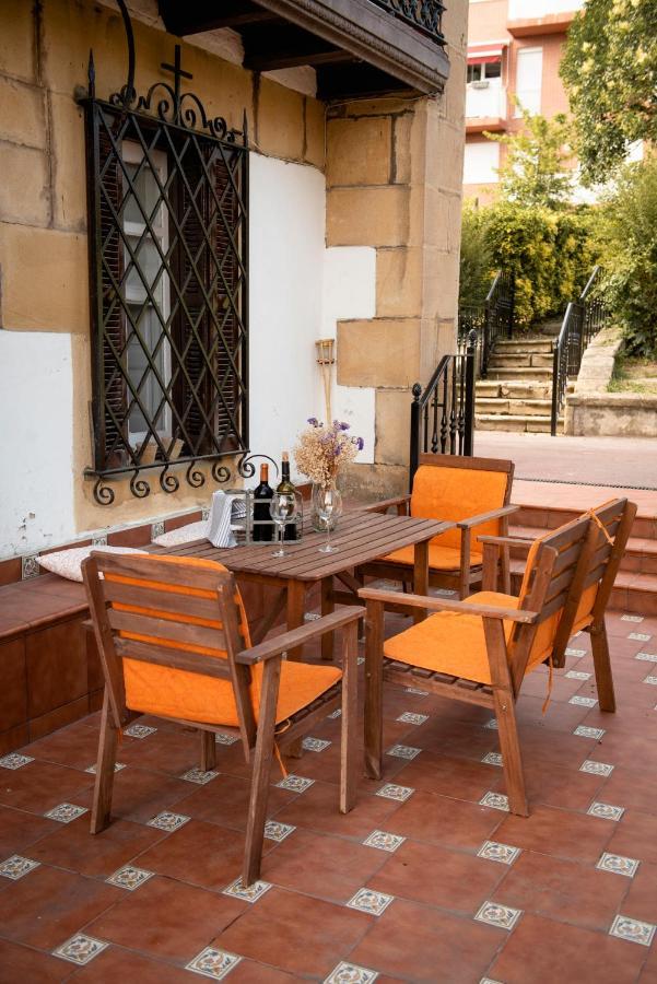 Colonial Jardin Algorta Centro Puerto Viejo Getxo