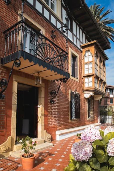 Colonial Jardin Algorta Centro Puerto Viejo * Getxo